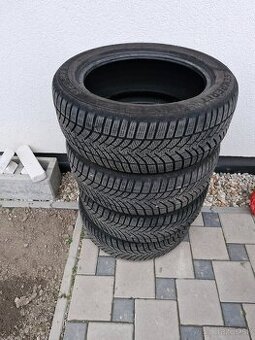 215/55R17 Zimné pneumatiky Semperit