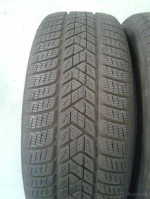 Ponukam 4ks zimne 235/60 R18 103H PIRELLI WINTER SCORPION TM - 1