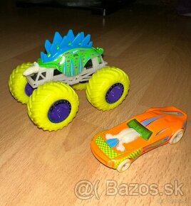 Hot Wheels - svietiace v tme - autíčko a monster truck - 1