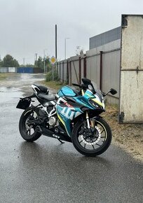 Cf moto 300sr (vp A2, do 35kw)