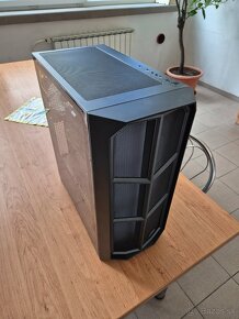 Predám Herný PC- Ryzen 5600X - 1TB SSD - 32GB RAM - RX6700XT