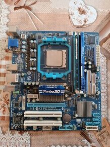 Základná doska Gigabyte, procesor Athlon II, RAM 8gb ddr3