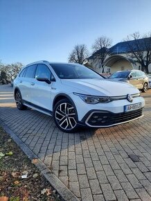 VW GOLF 8 , 2.0tdi 147kw 4×4