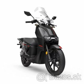 Super Soco CPX  Vmoto