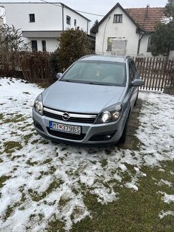 Opel Astra combi 2006 , 1.8 103 kw benzin/ plyn