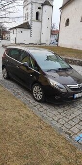 Opel Zafira Tourer C 2.0 121kw