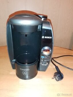 Kavovar Bosch Tassimo TAS 4013