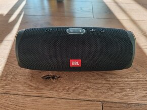 JBL Charge 4