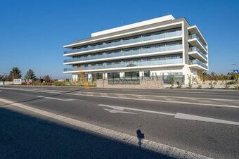 ZNÍŽENÁ CENA l NA PREDAJ APARTMÁN S BALKÓNOM, PODUNAJSKÉ BIS