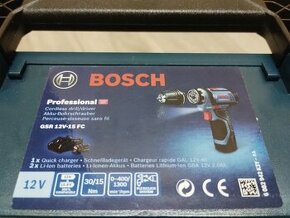 Aku vŕtací skrutkovač Bosch GSR12V-15FC