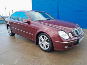 Mercedes-Benz E 320  --4 matic--kup.v SR--ELEGANCE--