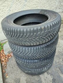 Zimné pneu Yokohama 215/65 R17 cca 6mm