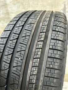 PIRELLI 275/40 R22 M+S