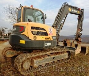 8.8t bagr 4lopaty Volvo ECR88D pásák - 1