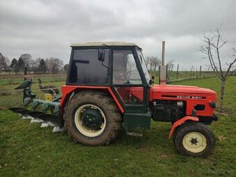 Predam Zetor 6911