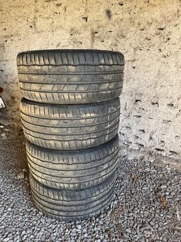 Hankook Ventus S1 Evo 3 245/40 R18 97Y - 1