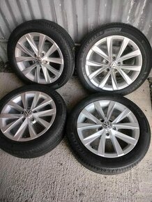 4ks lu disky orig.Volkswagen 5x112 r17 pneu 225/50 r17