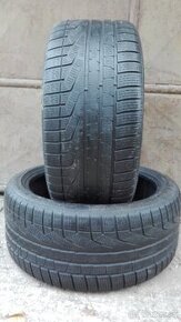 Predám 2-Zimné pneumatiky Pirelli scottozero 275/35 R20