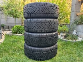 225/55 R18