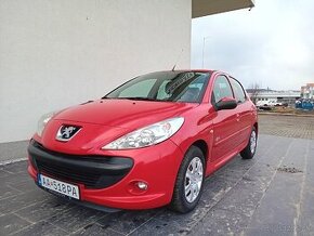 Peugeot 206+ 1.4 benzín 2011