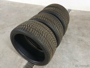 Predám zim.pneu. Hankook 245/35 R20 + 275/30 R20