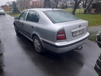 Škoda octavia1 1.6 74kw