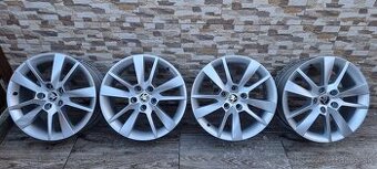 Predám SKODA Trius elektrony 5X112 R17 et49 J7 - 1