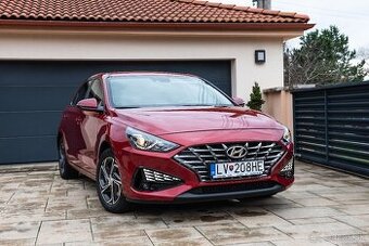 Hyundai i30 1.5 dpi 80kw FAMILY - 1