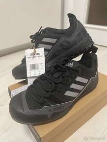 Adidas Terrex NOVE