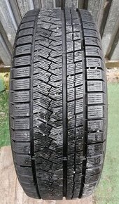 Zimné pneu Triangle - 235/55 r18 104V