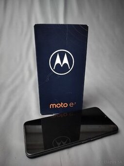 Motorola E7