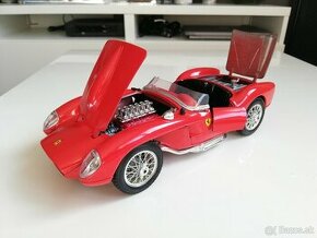 1:18 FERRARI  testarossa  Bburago 1957