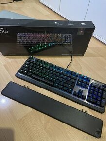 Roccat Pyro mechanicka klavesnica