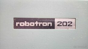 Elektrický písací stroj Robotron202.