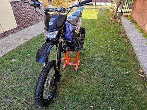 Pitbike 125ccm benzín 4 takt 4 rých.manuál.