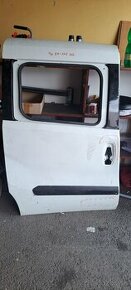 Zadné  dvere prave fiat doblo 2010-