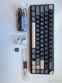 Keyboard RK R65