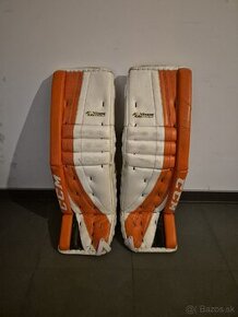 Brankárske betóny CCM ExtremeFlex PRO 36+2 hokejbal