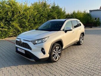 RAV4 2.0 benzín - automat FWD