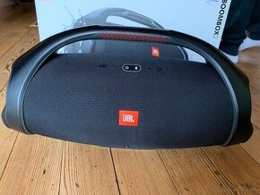 JBL Boombox 2