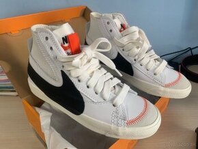 Predám nové Nike Blazer Mid '77 Jumbo "White Black"