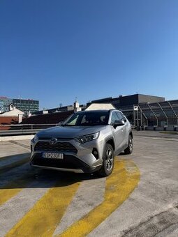 TOYOTA RAV4 2019 142500km