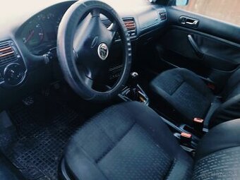 Predám Volkswagen golf4 1.9 66kw