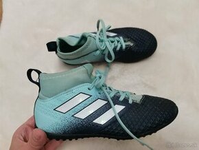 Kopačky/turfy Adidas č. 33