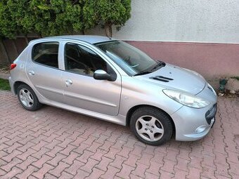 Peugeot 206 + rv.2011 kup.na SK