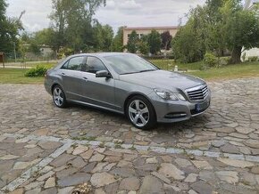 Mercedes -Benz E200 CDI