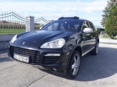 Porsche Cayenne Turbo Gts kapota - 1