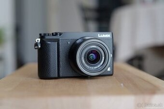 Panasonic Lumix GX80 + Lumix 12-32mm