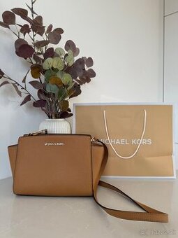 Michael Kors kožená crossbody kabelka