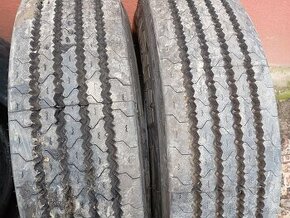 295/80 R22,5 BARUM / PREDNÉ